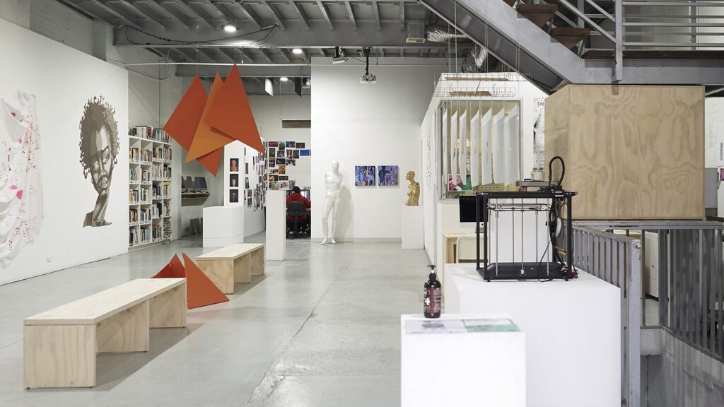 DSC02558_3_landscape_large